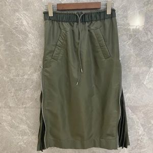 Sacai COPY- polyester skirt size S barely worn